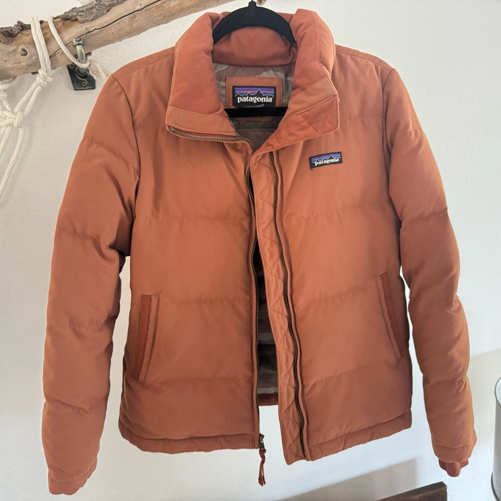 Women’s Patagonia Bivy Puff Jacket in Sisu Brown